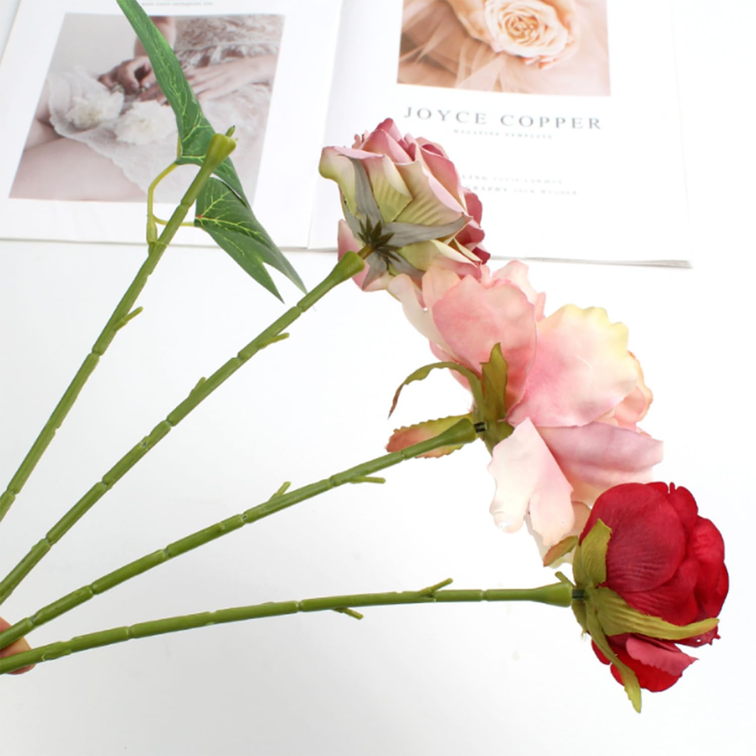Amazon｜yyangz 50個 造花 バラの茎 プラスチック 花 ワイヤー ステム
